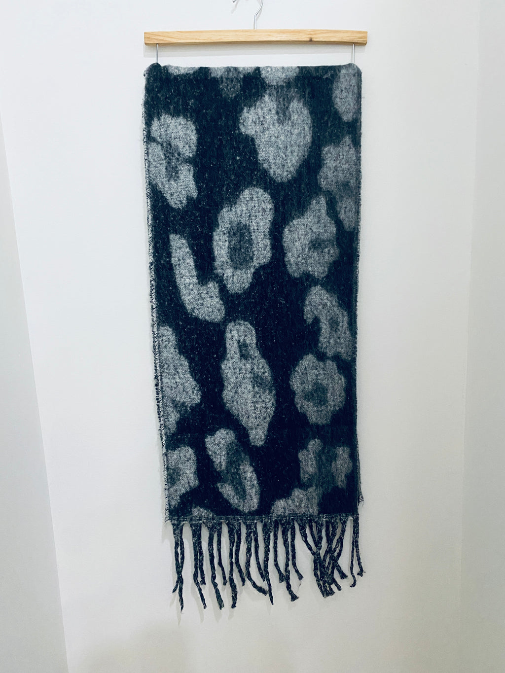 Liseron Scarf