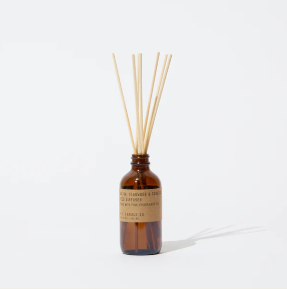 P.F. Candle Reed Diffuser