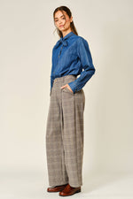 Aaron & Amber - AJT6459 OXFORD DENIM RIBBON TIE BLOUSE SHIRT: DENIM / S-M-L (2-2-2)