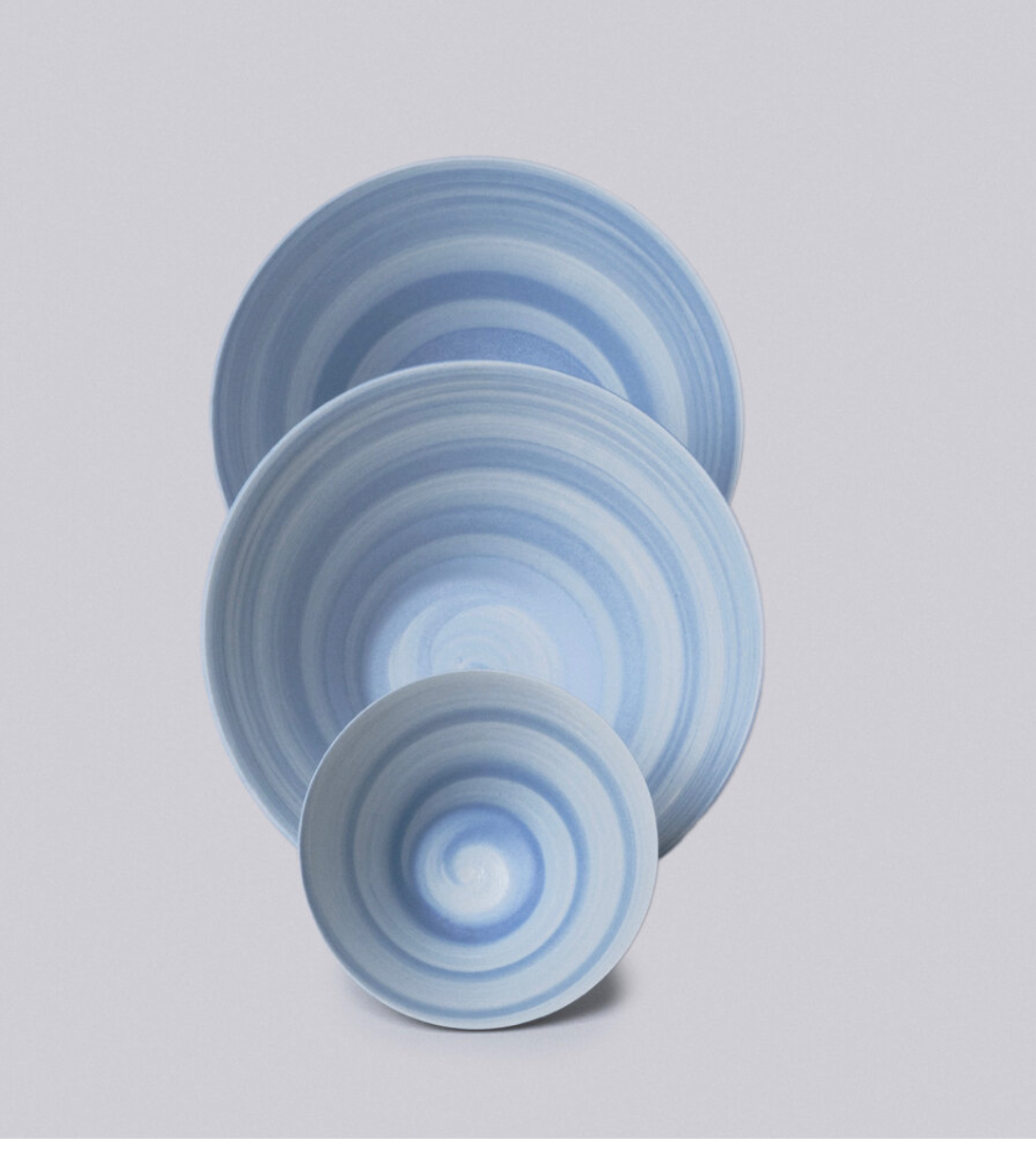 Porcelain Swirl Serving Bowls